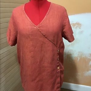 Flax top- lightly used, short sleeve